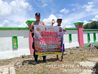 Menyambangi Warga Masyarakat, Bhabinkamtibmas Polsek Maliku Aktif Sosialisasikan Larangan Karhutla
