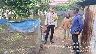 Bhabinkamtibmas Polsek Pandih Batu Sampaikan Kepada Warga Masyarakat Waspadai Modus Penipuan Online