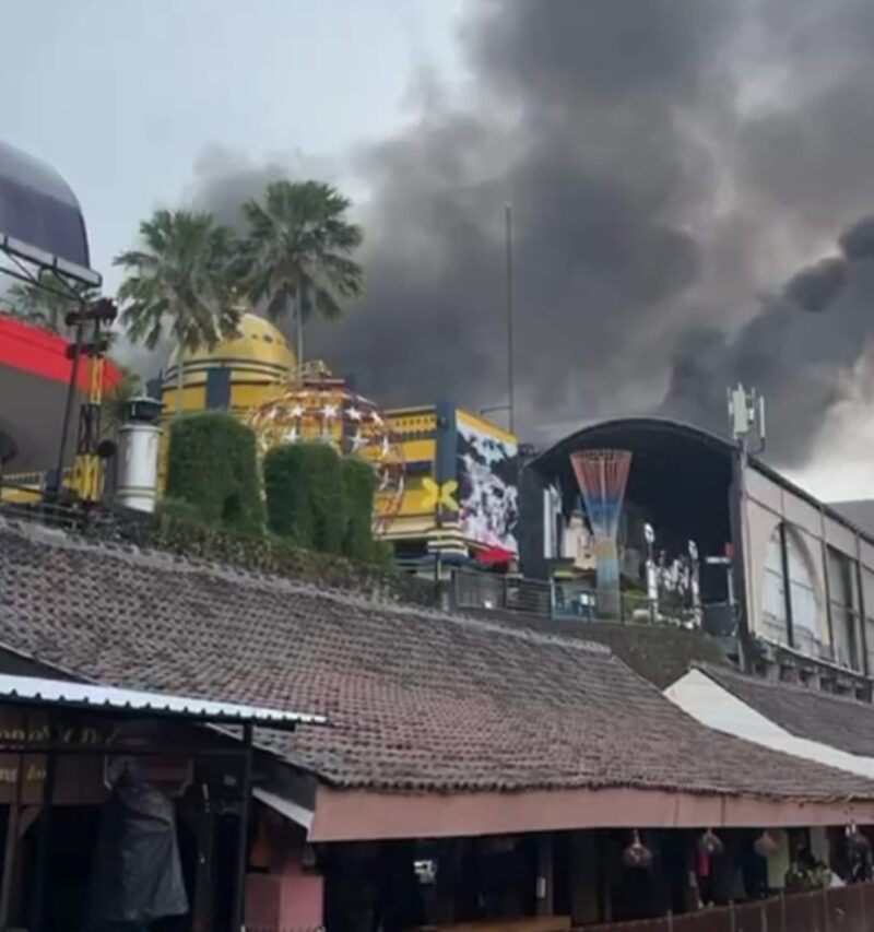 Foto : Ilustrasi Kebakaran tempat wisata Moseum Angkut JTP Group Batu.