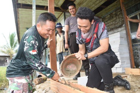 Indahnya Kebersamaan: TNI-Polri Bersatu Padu di TMMD HST