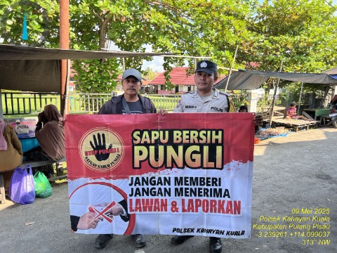 Polsek Kahayan Kuala lakukan sosialisasi kepada warga terkait telah di bentuknya Tim Satgas Saber Pungli di Wilkum Polres Pulang Pisau