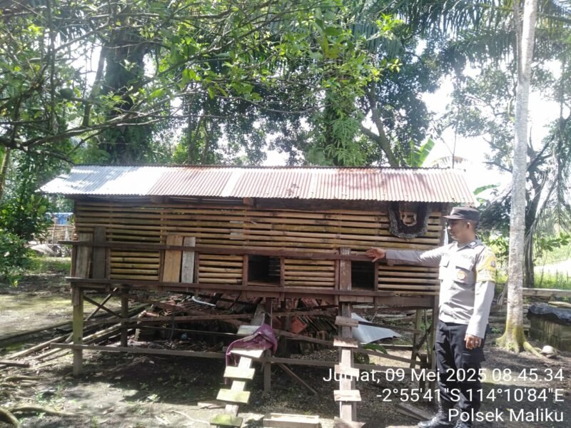 Bhabinkamtibmas Polsek Maliku Melaksanakan Sambang dan Sosialisasi Pemanfaatan Pekarangan Bergizi
