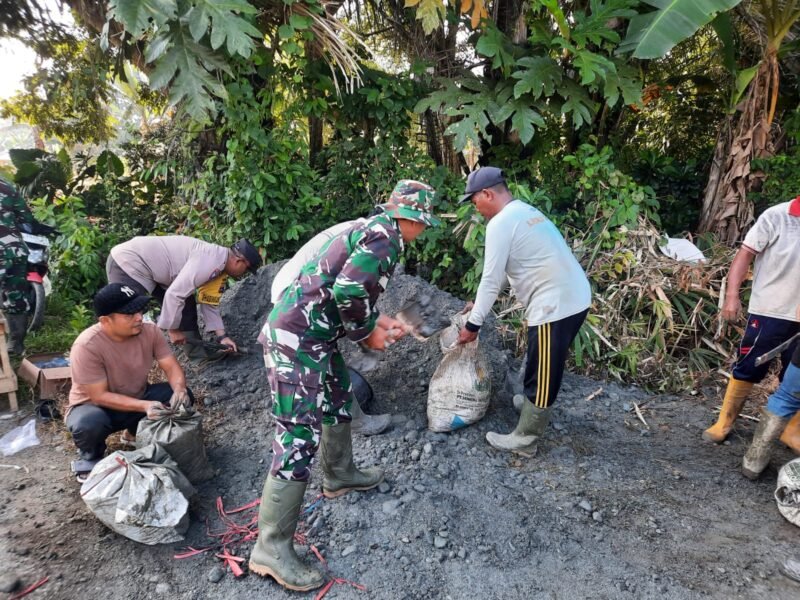 TMMD ke-124: Gotong Royong TNI-Rakyat Jadi Kekuatan Pembangunan di Hulu Sungai Tengah