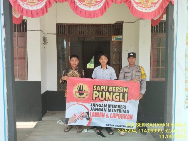 Polsek Kahayan Kuala lakukan sosialisasi kepada warga terkait telah di bentuknya Tim Satgas Saber Pungli di Wilkum Polres Pulang Pisau