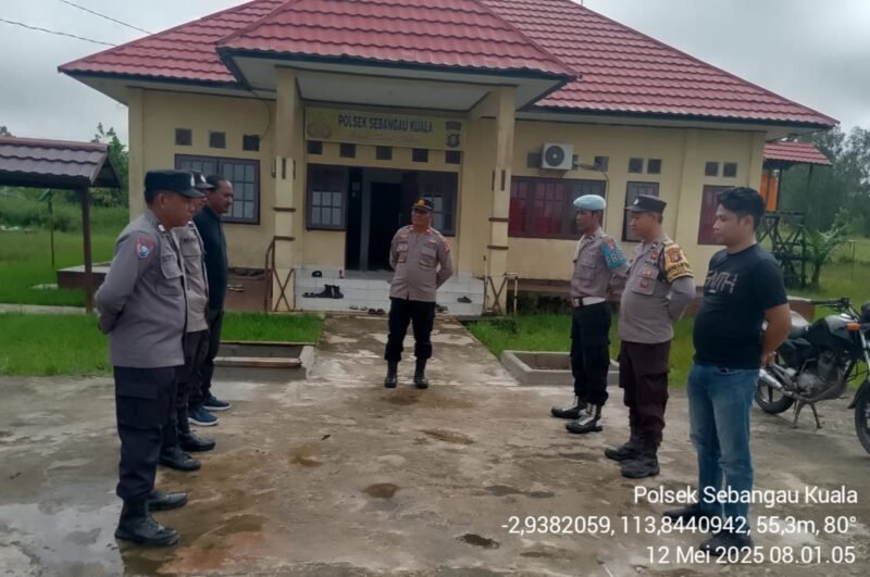 Polsek Sebangau Kuala Laksanakan Apel Serah Terima piket jaga di Halaman Mako Polsek Sebangau Kuala