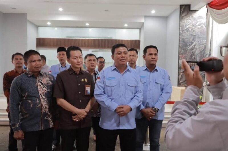 Wakil Bupati Tanjab Barat di dampingi jajaran pejabat tinggi Tinjau Langsung Seleksi Kompetensi PPPK Tahap II tahun anggaran 2024