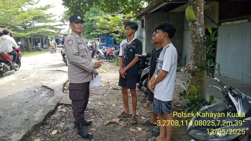 Polsek Kahayan Kuala melaksanakan giat Binluh himbauan tentang larangan Narkoba di wilayah kecamatan Kahayan Kuala.