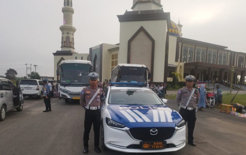 Satlantas Polres Pulang Pisau Berikan Pengawalan untuk Jemaah Haji 2025