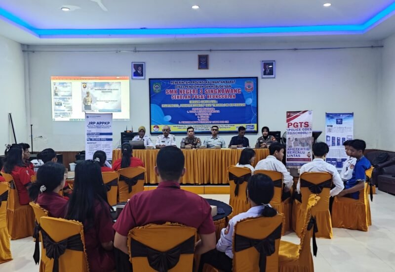 Jasa Raharja Singkawang Gandeng Satlantas Polres Sosialisasikan Budaya Tertib Lalu Lintas ke Pelajar SMKN 3