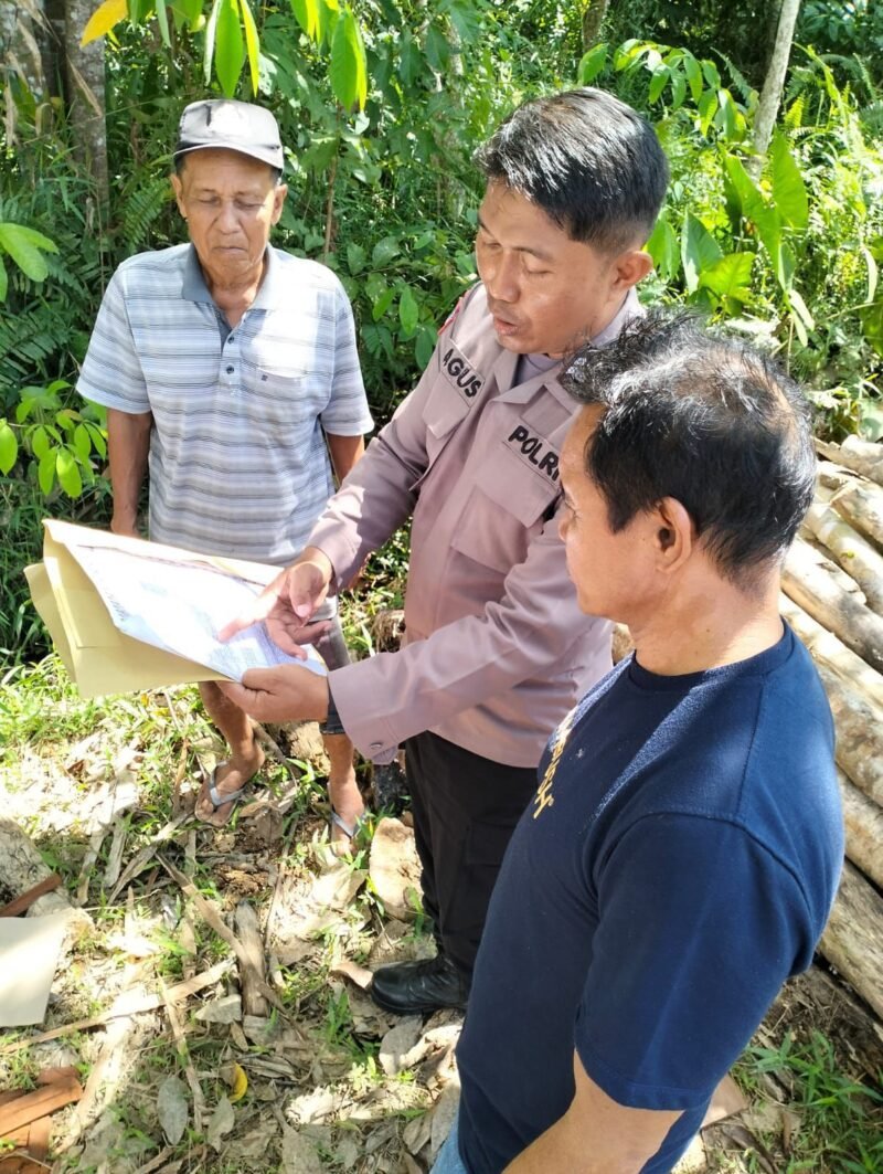 PERSONEL SAT BINMAS POLRES PULANG PISAU SAMBANG DAN SOSIALISASIKAN MAKLUMAT KAPOLDA KALTENG LARANGAN KARHUTLA
