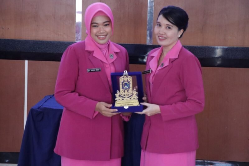 Ketua Bhayangkari Cabang Pulang Pisau Resmi Lantik Ketua Ranting Kahayan Tengah yang Baru