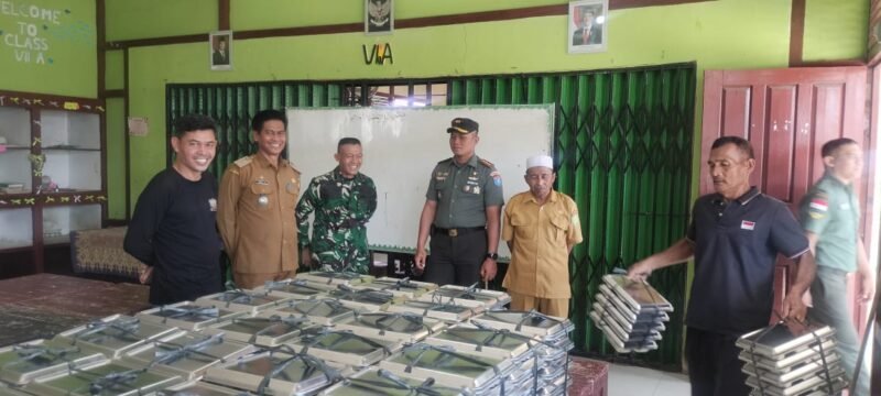 Dandim 1208/Sambas Hadiri Tinjau Pendistribusian Makan Bergizi Gratis Ke 6 Sekolah Di Kec. Tebas