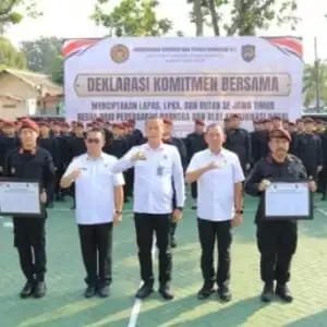 Kanwil Ditjen Pemasyarakatan Jawa Timur Deklarasikan Komitmen Bersama Wujudkan Lapas dan Rutan Bersih dari Narkoba dan HP Ilegal