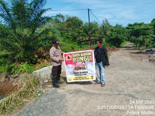 Mencegah Terjadinya Praktek Pungli, Bhabinkamtibmas Polsek Maliku Sosialisasikan Saber Pungli