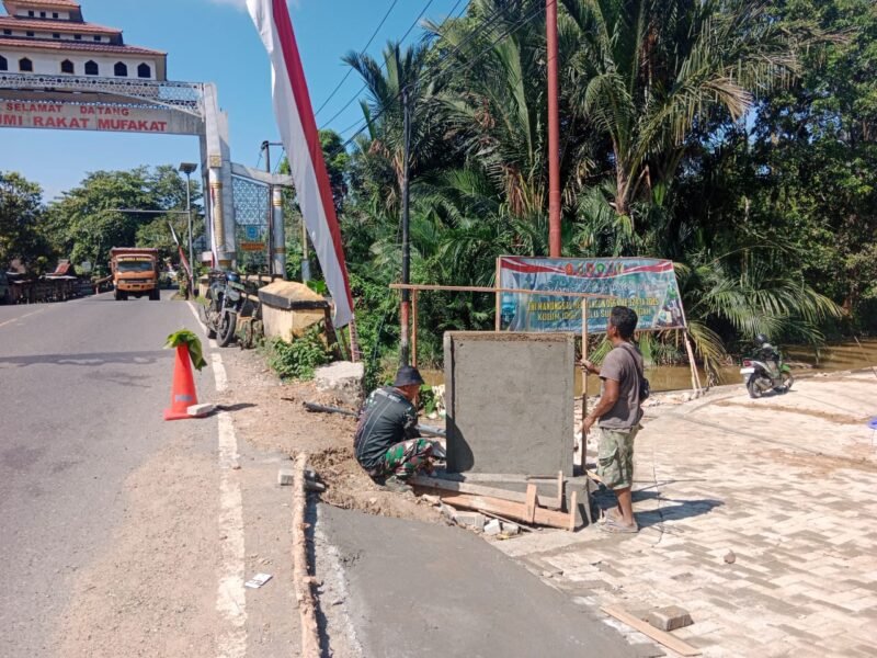 TNI Manunggal Membangun Desa (TMMD) ke-124 Kodim 1002/Hulu Sungai Tengah Dirikan Tugu Pertanda di Titik Nol Proyek Jalan 1030 Meter