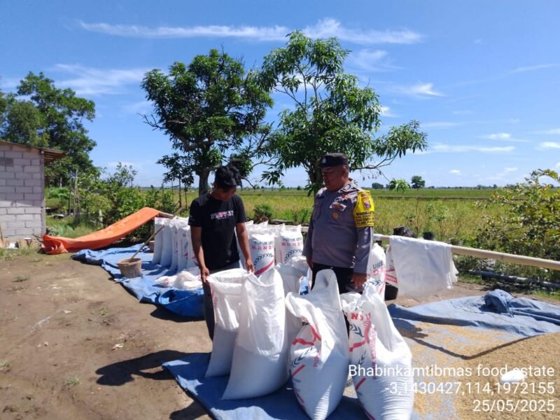 Bhabinkamtibmas Food Estate Sambangi Warga sekaligus Sisipkan Pesan Kamtibmas