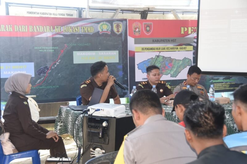 Satgas TMMD, Kodim 1002/HST Gandeng Kejaksaan Negeri Gelar Penyuluhan Hukum di Pengambau Hilir Luar