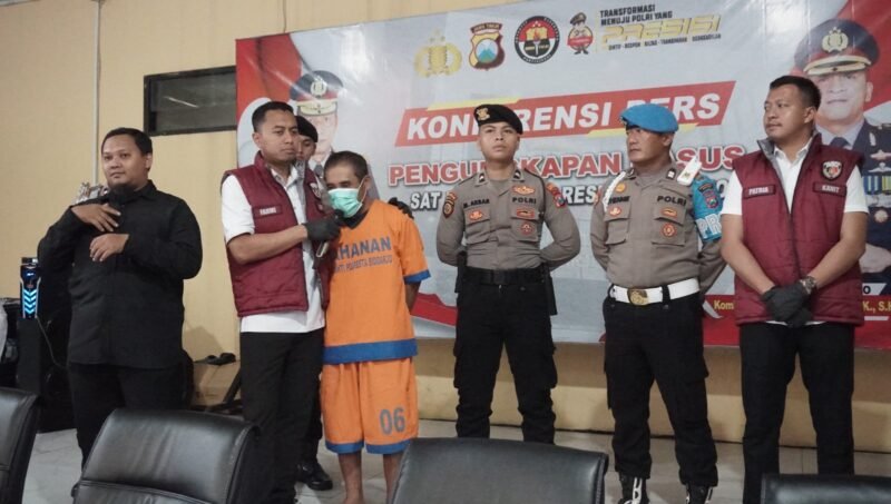 Seorang duda p SIDOARJO aruh baya dengan inisial RD (48) warga Kepatihan Kecamatan Tulangan, Sidoarjo