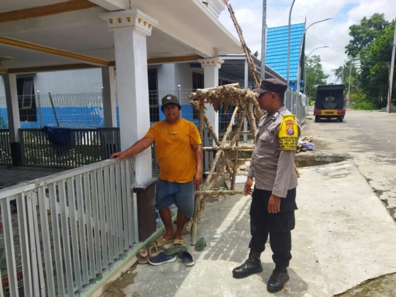 Bhabinkamtibmas, sambang dan memberikan himbauan kamtibmas Kepada warga