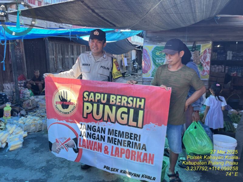 Polsek Kahayan Kuala, lakukan sosialisasi kepada warga terkait telah di bentuknya Tim Satgas Saber Pungli di Wilkum Polres Pulang Pisau