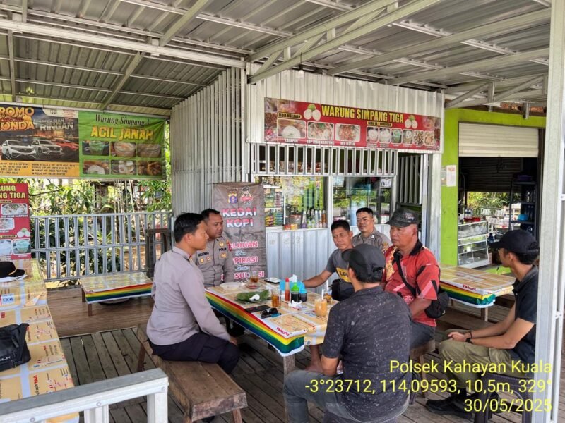 Gelar Jumat Curhat, Polsek Kahayan Kuala dengarkan Keluhan dan Harapan Masyarakat Desa Bahaur hilir Kec.Kahayan Kuala