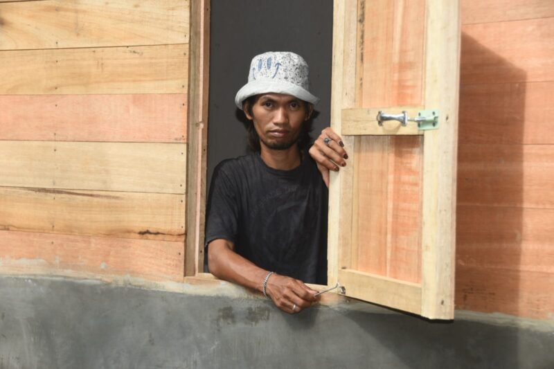 Kebahagiaan Ardiansyah Terima Rumah, Baru dari Satgas TMMD ke-124 Kodim 1002/HST