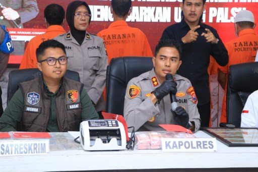 Polres Ngawi Berhasil Amankan 5 Pelaku Tersangka Pengedar Uang Palsu Lintas Provinsi