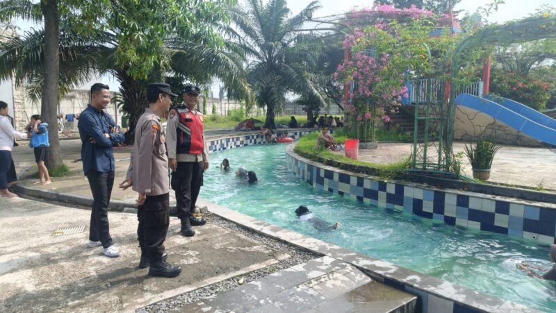 Polsek Krian Gelar Patroli, Humanis di Kraton Krian Waterpark untuk Kenyamanan Warga