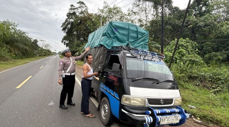 Satlantas Pulang Pisau Gencarkan Sosialisasi ke Pengemudi Angkutan Barang
