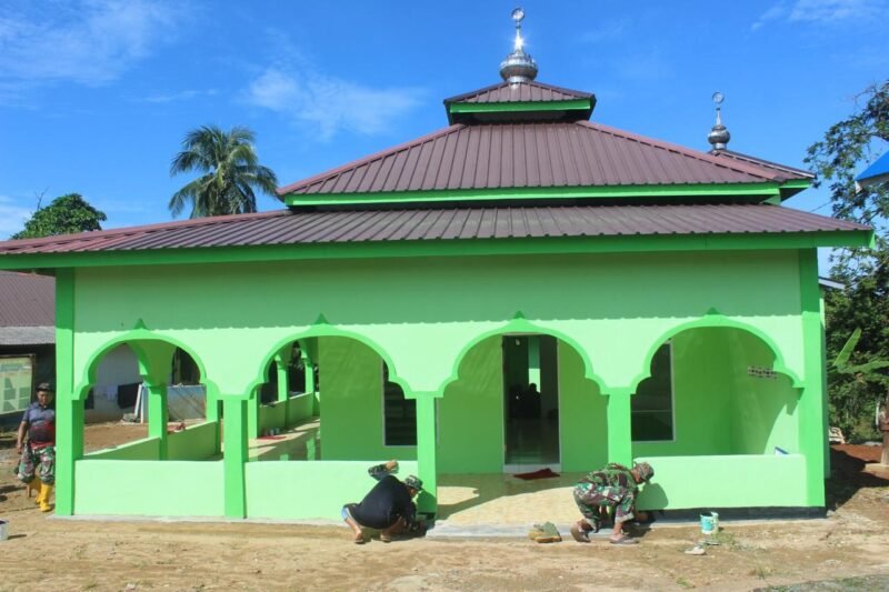 Mendekati Penutupan TMMD Kodim 1009/Tla Pembangunan Sarana MCK Mushola Darul Huda Tahap Finishing