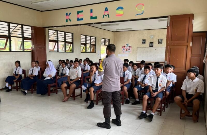 Bhabinkamtibmas Polsek Kahayan, Tengah Laksanakan Himbauan Kewaspadaan Terhadap Grup Facebook 'FANTASI SEDARAH' di SMP Negeri 2 Bukit Rawi