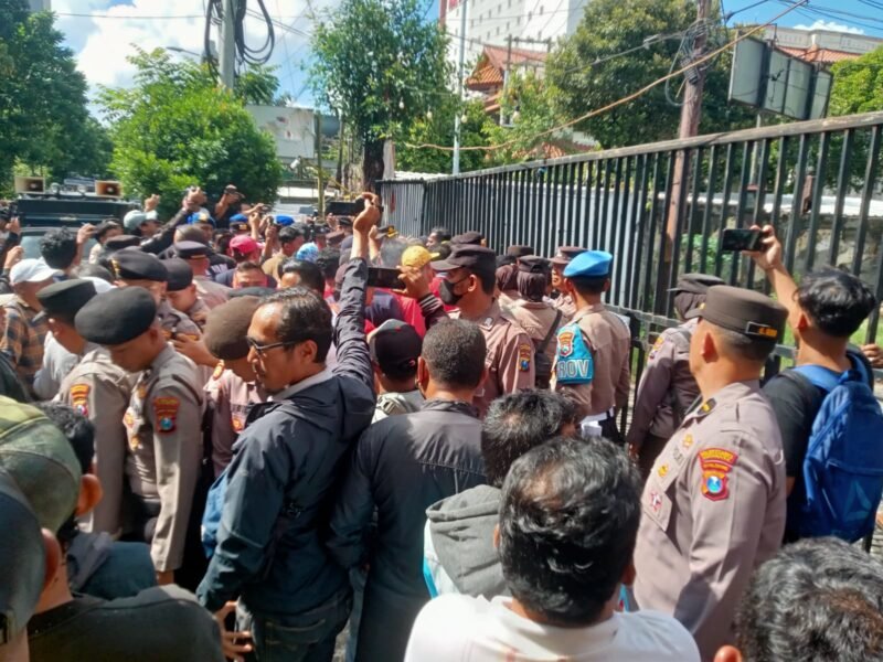 Tuai Protes, Pemilik Pertanyakan Legalitas dan Proses Hukum, Eksekusi Tetap Lanjut Karena Putusan Sudah Inkra