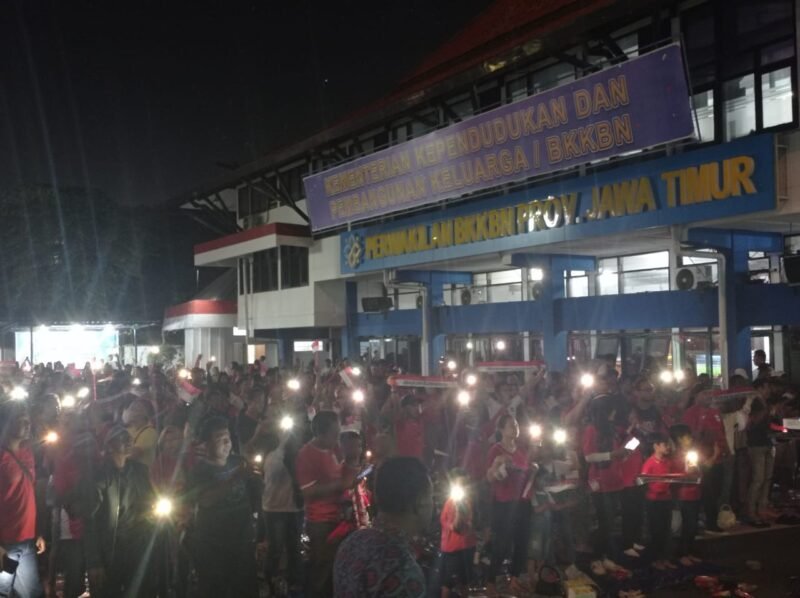 BKKBN Jatim, Gelar Nobar Keluarga: Edukasi Peran Ayah Sambil Dukung Timnas Indonesia