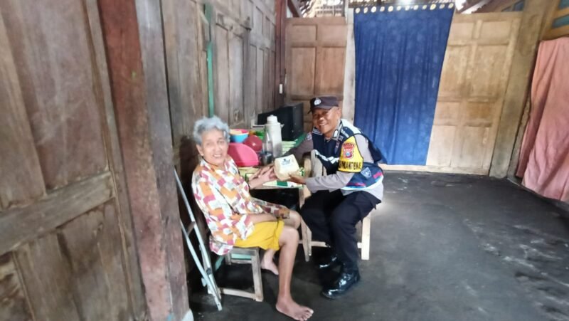 Polres Magetan Peduli, Pembagian Daging Kurban