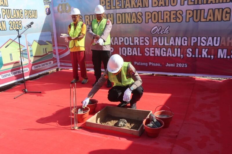 Pembangunan 6 Unit Rumdin, Type 38 Dimulai, Kapolres Pulpis Lakukan Peletakan Batu Pertama