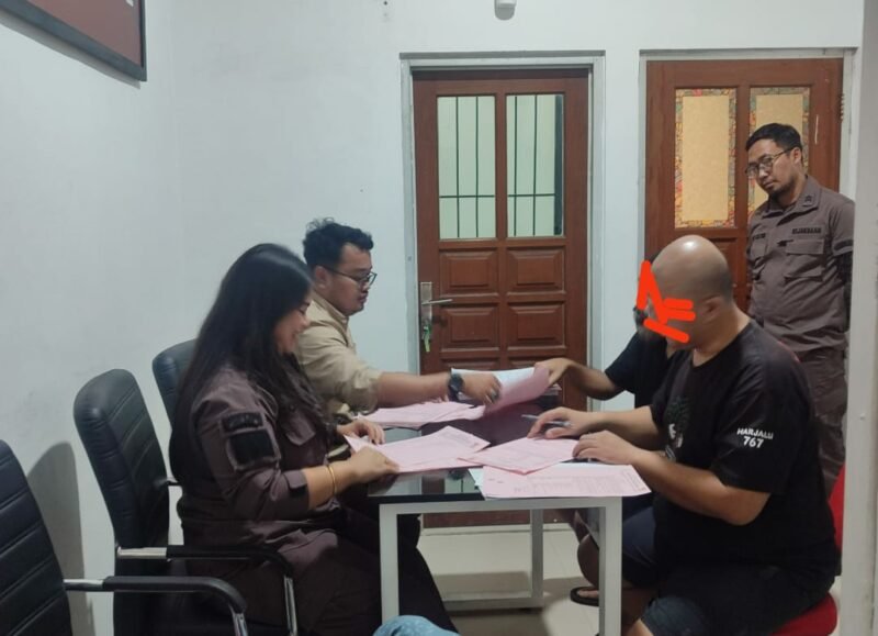 Foto : coret merah Oknum Wartawan dan LSM..dugaan kasus Pemerasan di tahan LP.Lowokwaru Malang