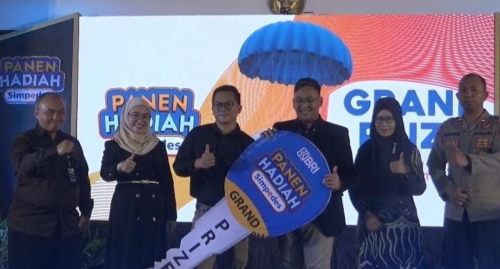 Semarak PHS BRI, BO Jember Mobil Ertiga Diraih Nasabah Balung Lor
