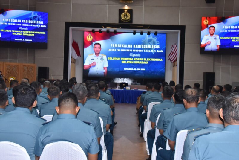 Danpusdiklek Kodiklatal Ikuti Pembekalan Strategis Kadissenlekal