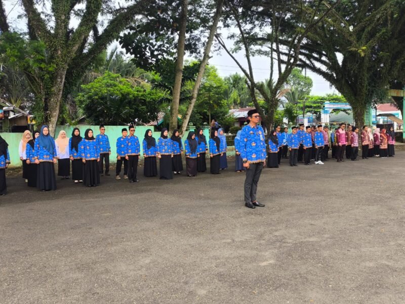Upacara Hari Kesadaran Nasional di Pugaan, Babinsa dan Unsur Forkopimcam Tunjukkan Soliditas