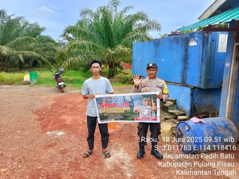Sampaikan larangan Karhutla kepada masyarakat, saat laks Patroli Dialogis