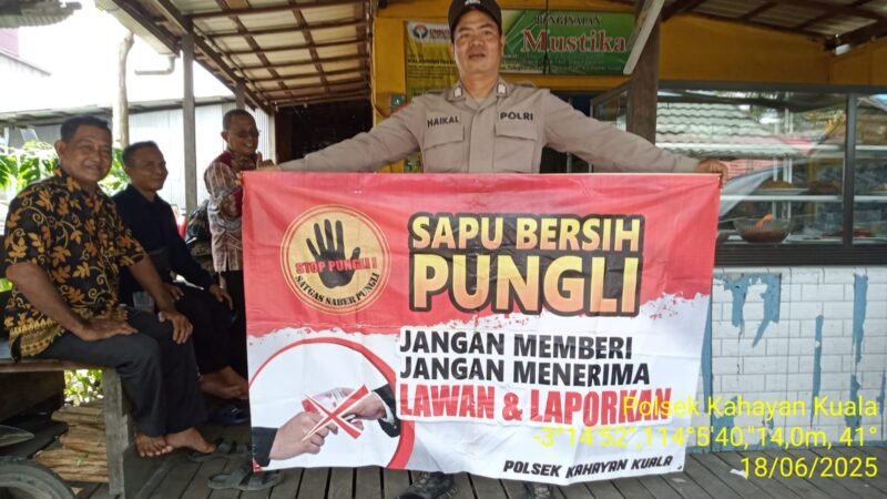 Polsek Kahayan Kuala lakukan sosialisasi kepada warga terkait telah di bentuknya Tim Satgas Saber Pungli di Wilkum Polres Pulang Pisau