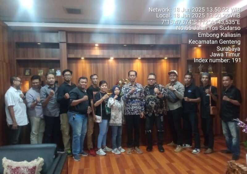 Audiensi dengan Ketua DPRD Surabaya, Arsas Soroti Permasalahan Parkir Liar Di Surabaya