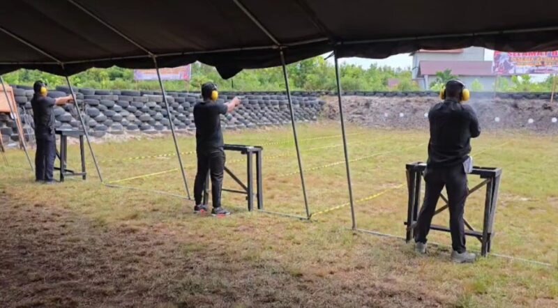 Kerja Sama dan Ketepatan, Tiga Anggota Polres Pulang Pisau Bawa Pulang Juara 3 Menembak Semi Reaksi