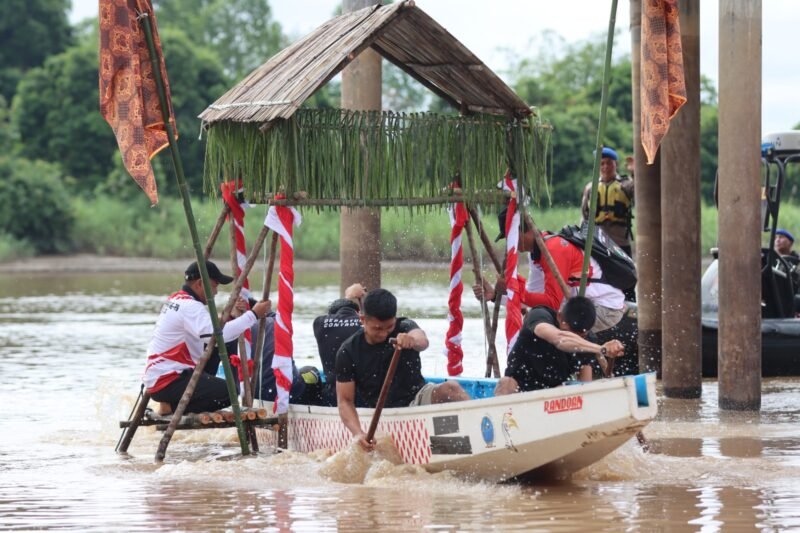 Polres Pulang Pisau Ukir Prestasi di Lomba Besei Kambe HUT Bhayangkara ke-79: Juara 1 Kategori Umum dan Masuk 4 Besar Kategori Anggota Polri