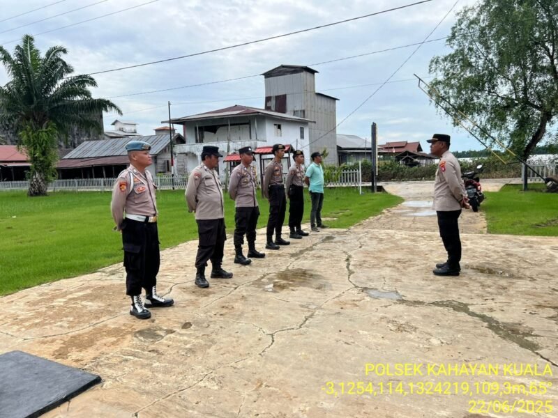 Melaksanakan kegiatan Apel SOC siaga bencana & Penyampaian arahan dari Pimpinan kepada Anggota terkait tugas di lapangan
