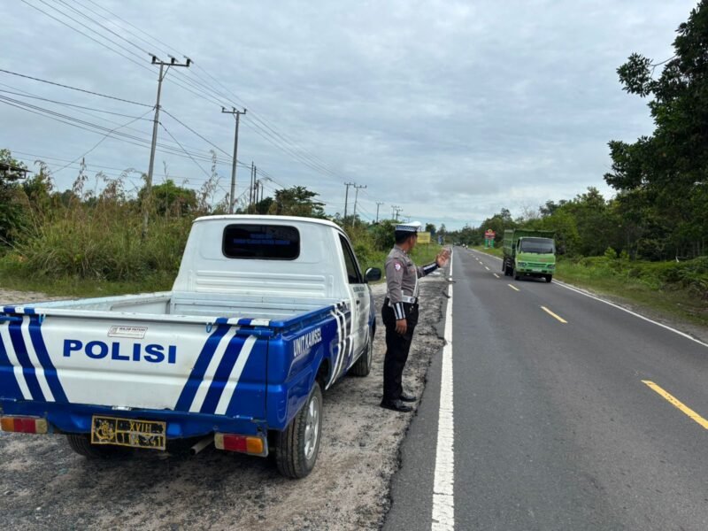 Personel Satlantas Polres Pulang Pisau, Menggelar Patroli Daerah Rawan Laka dan Rawan Pelanggaran Lalu Lintas