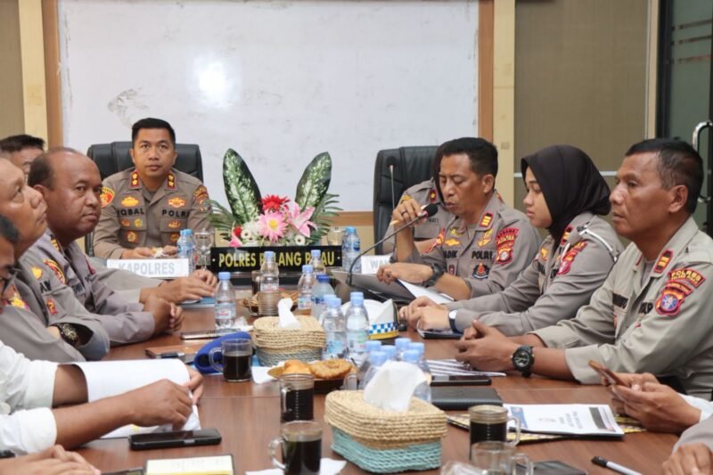 Kapolres Pulang Pisau Gelar Anev Kamtibmas: Komitmen Tingkatkan Keamanan Wilayah
