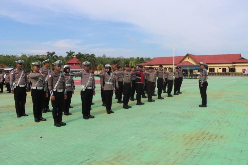 Tingkatkan Disiplin, Polres Pulang Pisau Laksanakan Latihan PBB Setelah Apel Pagi