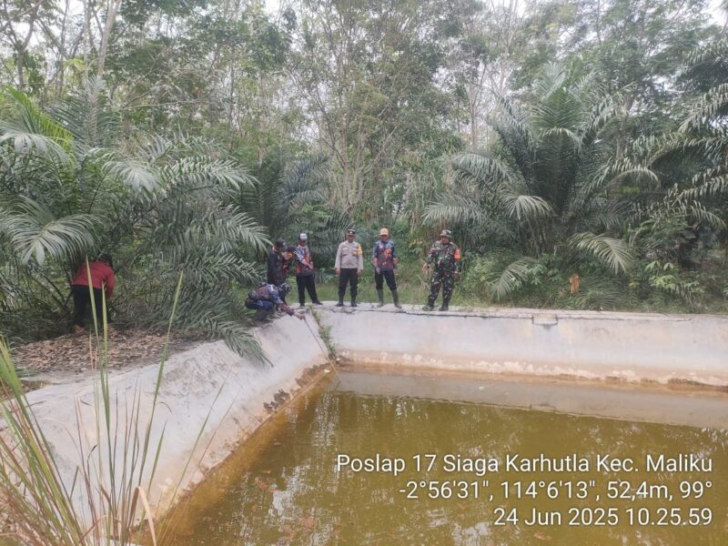 Pengecekan Kondisi Embung dalam Kegiatan Patroli Daerah Rawan Karhutla Wilkum Polsek Maliku