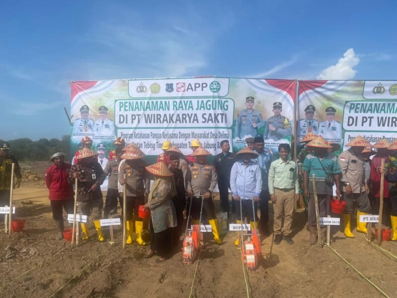 Bupati & Kapolres Tanam Jagung Dukung Program Makan Bergizi Gratis
